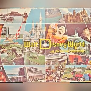 Walt Disney World Pictorial Souvenir Book 1982